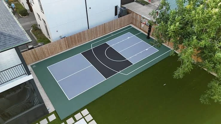 Xây sân bóng rổ - pickleball linh hoạt 9 lớp sơn có 10% Hạt Cao Su ECOPICK trên nền nhựa